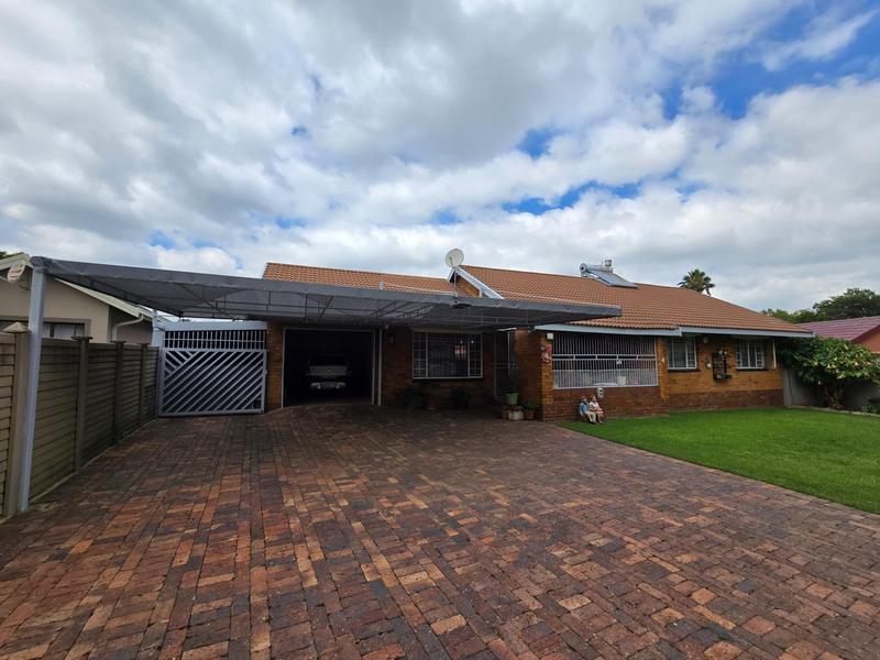 3 Bedroom Property for Sale in Vaalpark Free State